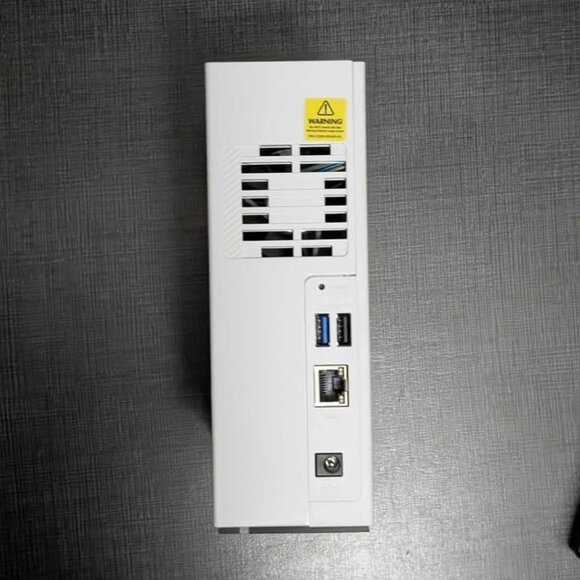 QNAP TS-133 NAS 4TB HDD White Network Storage - Picture 3 of 6